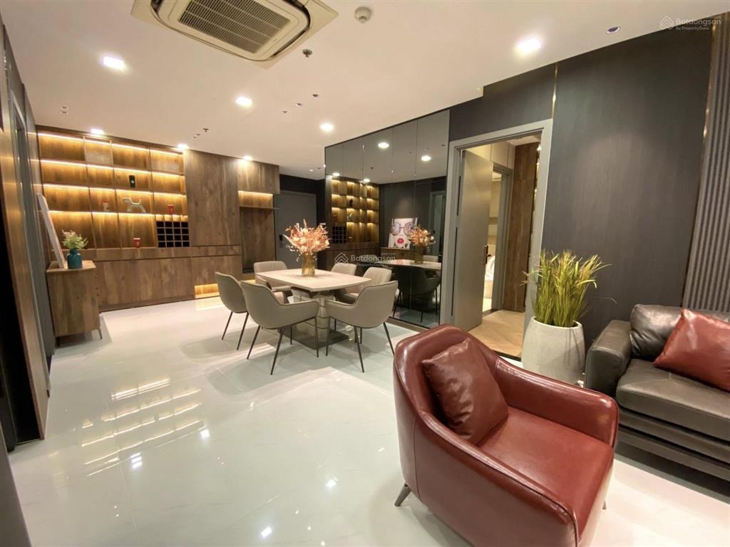 Bán gấp 3pn 12 tỷ  116m2  căn ot  hướng mát   0931 441 ***