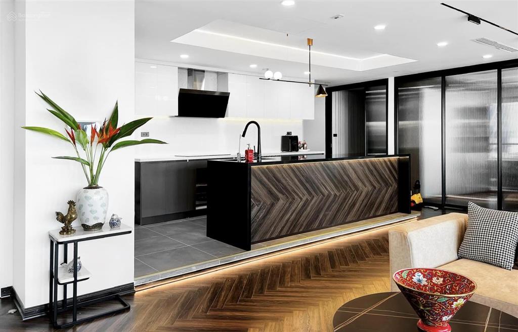 Bán căn hộ 305m2, 3pn + 3wc tại vinhomes central park, bình thạnh, 60 tỷ vnd