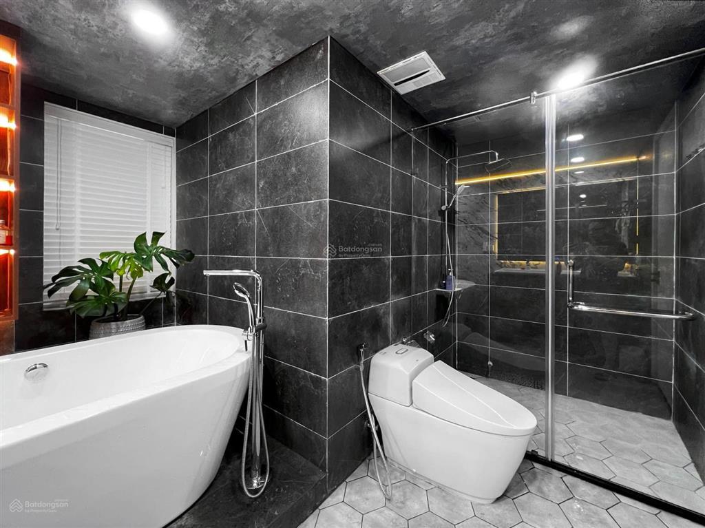 Bán căn hộ 305m2, 3pn + 3wc tại vinhomes central park, bình thạnh, 60 tỷ vnd