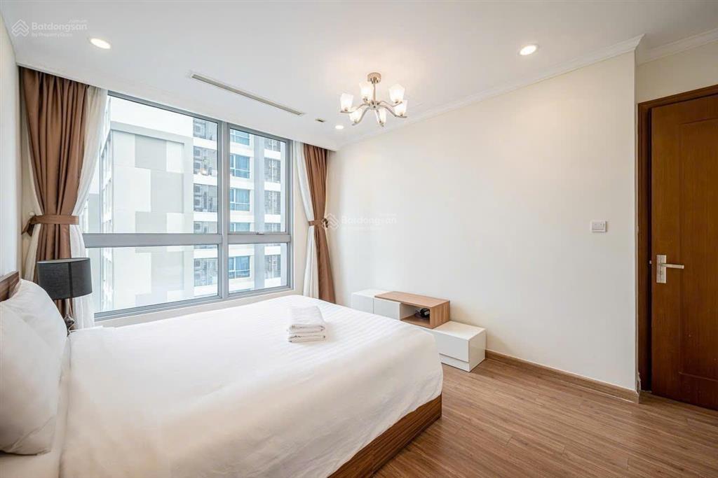 Bán căn 3pn giá 13,4 tỷ, tòa landmark 5, 109m2, sở hữu lâu dài.  0931 441 ***
