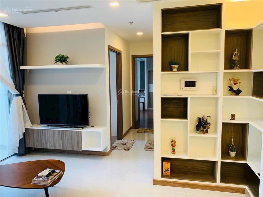 Cho thuê cc 80m2, 2pn, 2vs tại vinhomes central park, 17,5 triệu