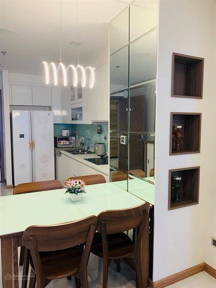 Cho thuê cc 80m2, 2pn, 2vs tại vinhomes central park, 17,5 triệu