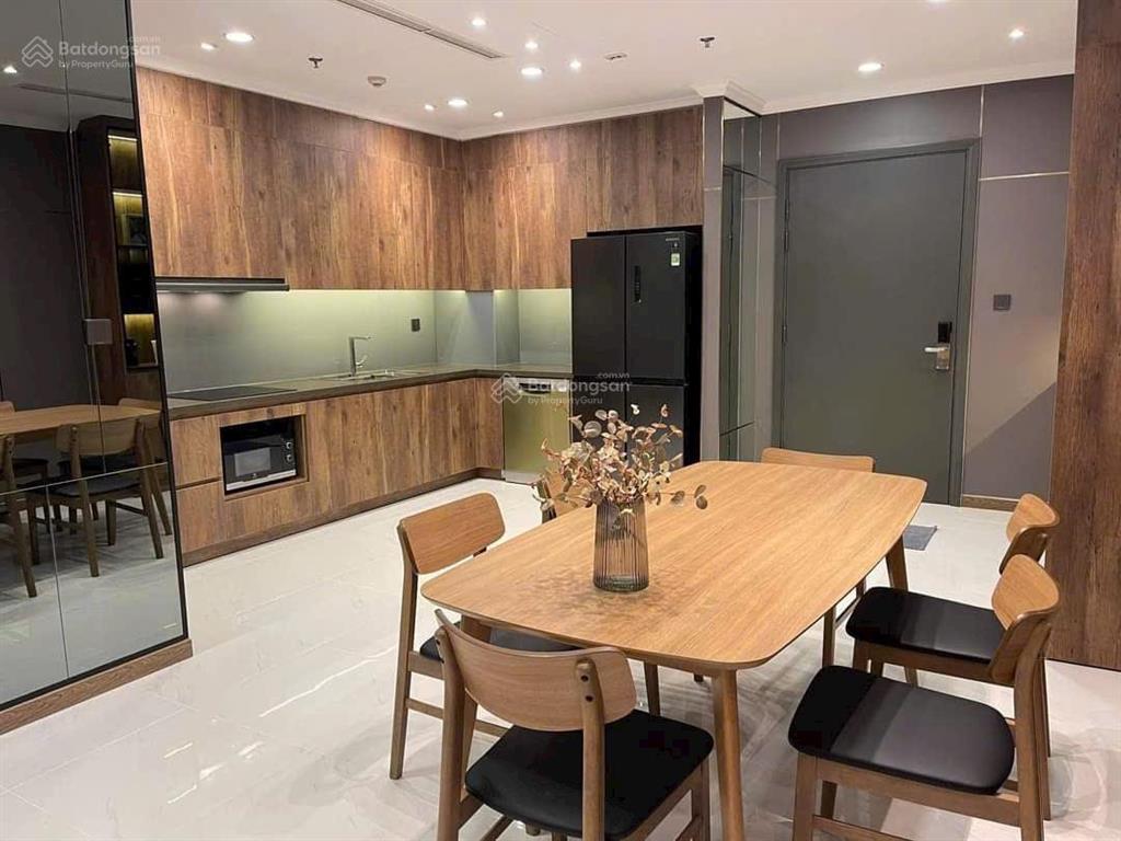 Cho thuê căn hộ đẹp tại vinhomes central park, 20 triệu, 94 m2