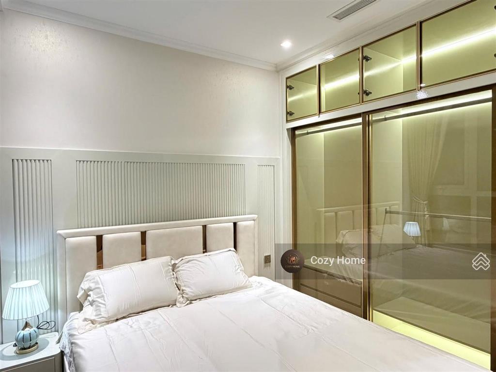 Bán căn 3pn 2wc, 118m2, full đồ decor, có sổ lâu dài, tầng đẹp. giá 13,5 tỷ.  0931 441 ***