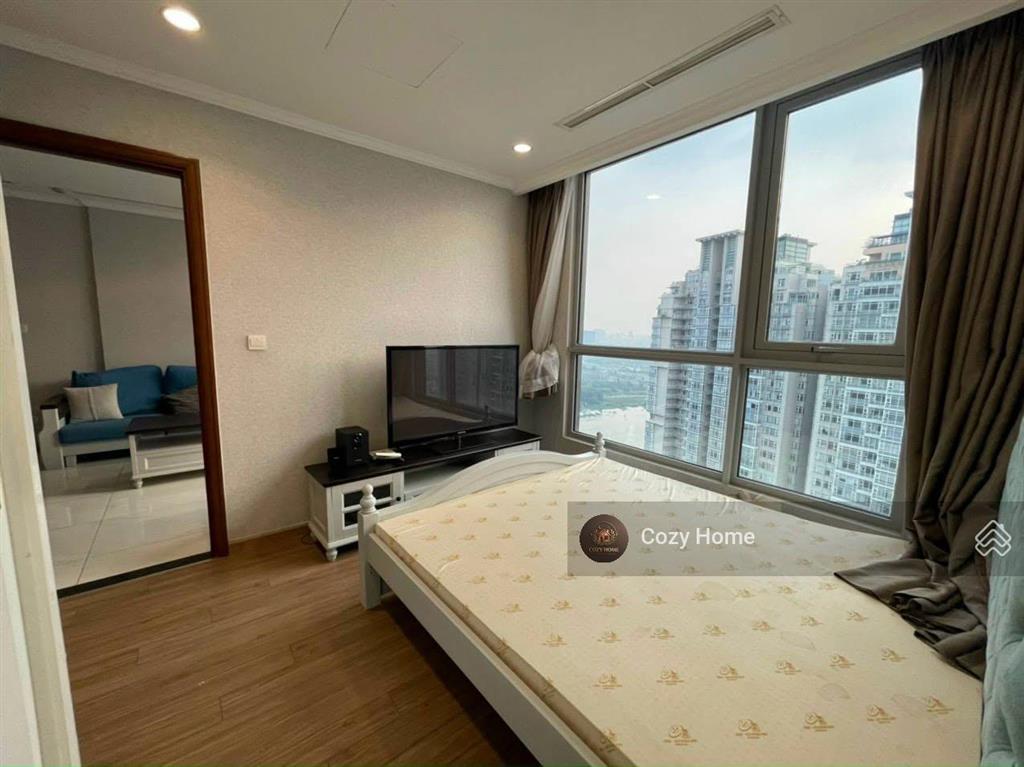 Bán căn 1pn toà central 2, 53m2, có sổ hồng, giá 6.6 tỷ. view đẹp. layout rộng rãi.  0931 441 ***