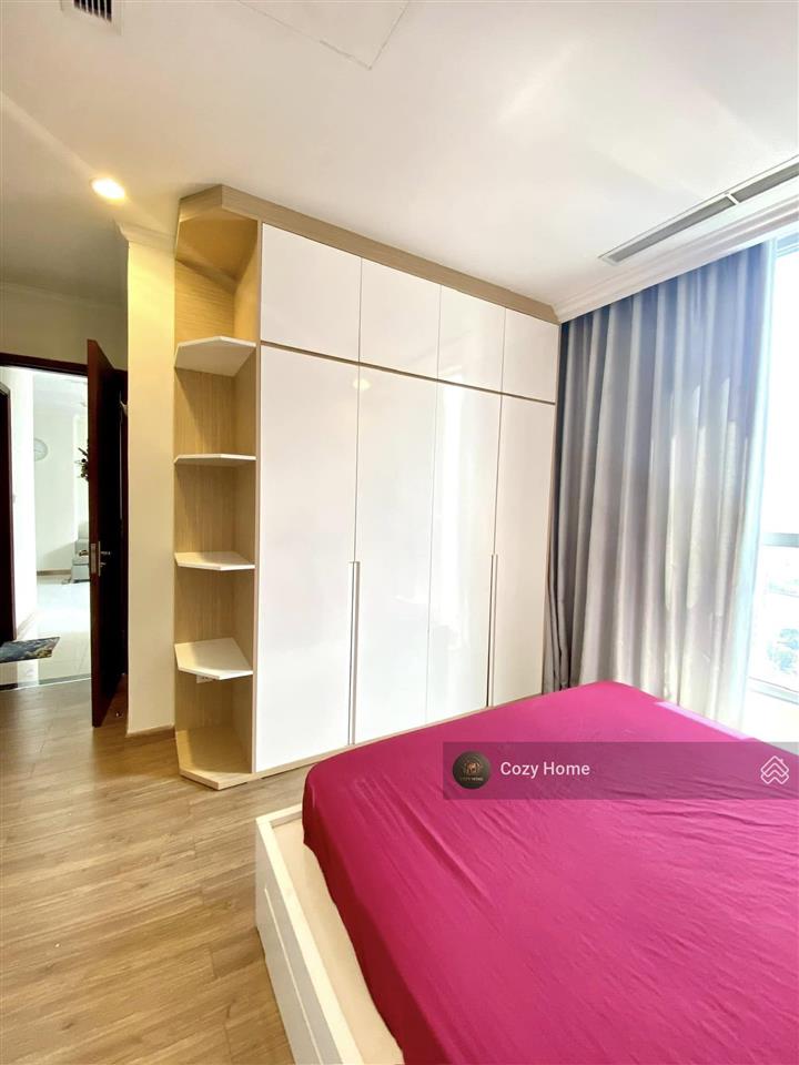 Bán gấp 2pn, 88m2, 9.8 tỷ, toà landmark, có sổ lâu dài.  0931 441 ***