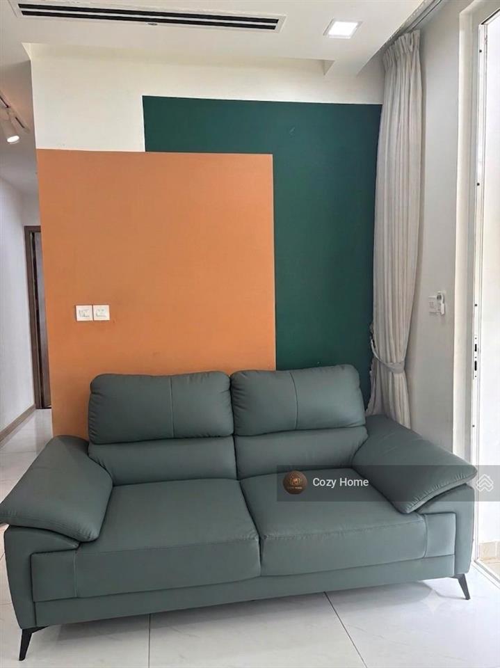 Bán căn hộ 2pn toà p1, 72m2, có sổ lâu dài. hướng mát. view hồ bơi. giá 8.8 tỷ.  0931 441 ***