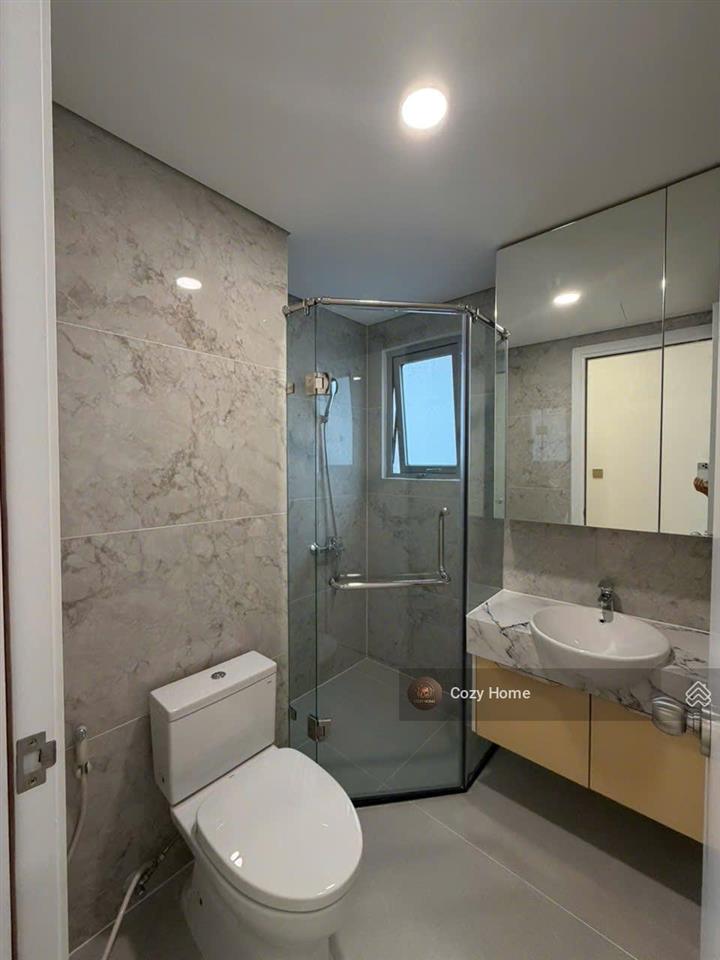 Bán căn 4pn tại p6, 140m2, full đồ decor, tầng trung đẹp, có sổ lâu dài. giá 19.5 tỷ.  0931 441 ***