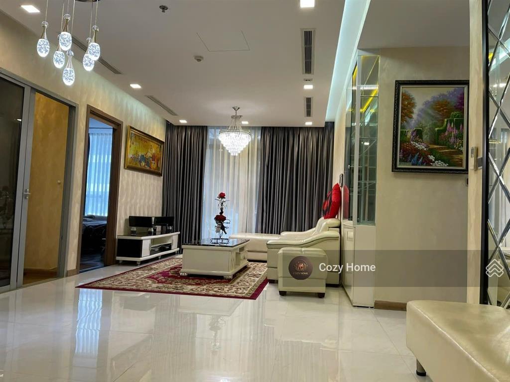 Cho thuê căn hộ 4pn giá 38 triệu, full nội thất, tại vinhomes central park.  0931 441 ***
