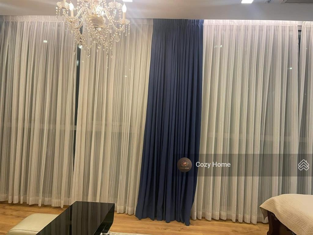 Cho thuê căn hộ 4pn giá 38 triệu, full nội thất, tại vinhomes central park.  0931 441 ***