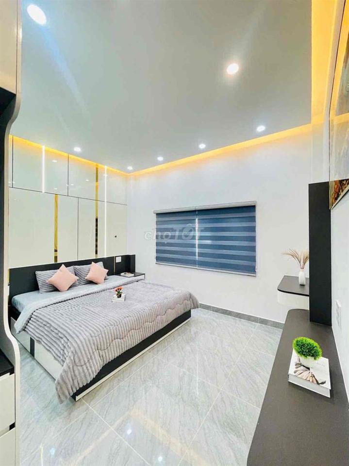 Bán Nhà Nguyễn Ảnh Thủ Q.12 – 4 Tầng, Gara Ô Tô, 57m², Chỉ 7.5 Tỷ