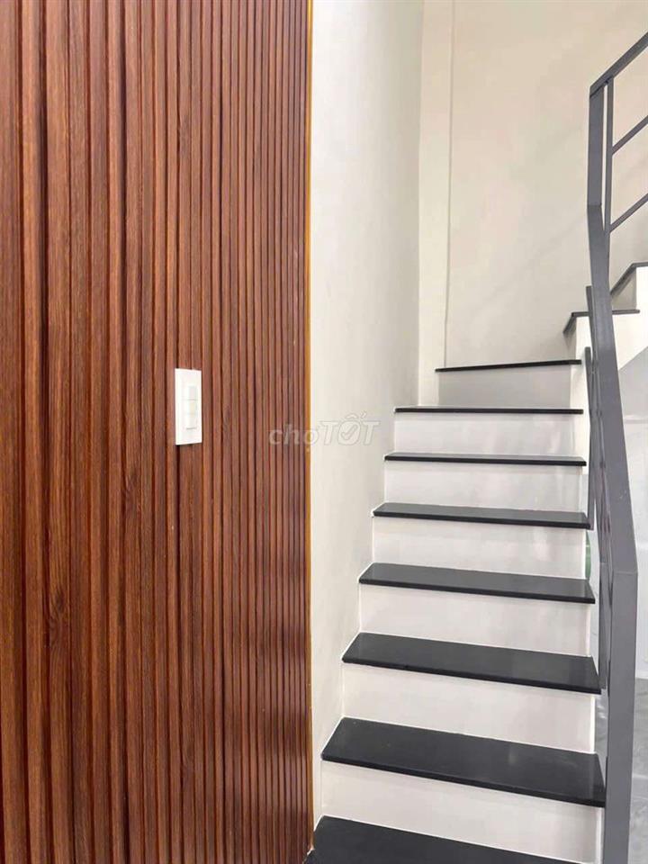 Nhà mới Sổ hồng riêng, Phường Hiệp Bình Phước, 23.5m Giá hơn 2 tỷ 