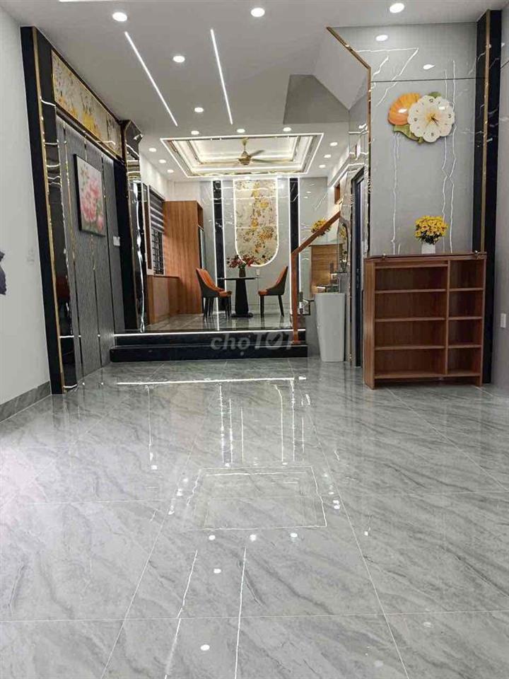 Nhà  bán gần đường Tô Ngọc Vân p Tam Bình 55m 4.4x12 Xe hơi
