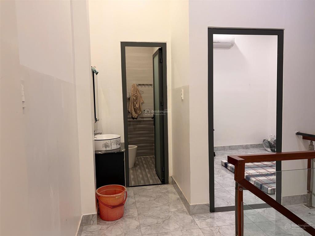 Bán nhà lầu kp1 phường tân hiệp  gần công an b5  tam hiệp mới  chính chủ bán  sổ thổ cư 100%