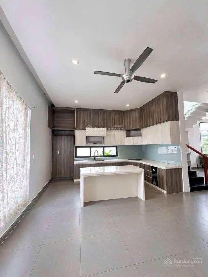 Cần bán gấp biệt thự kdc bửu long  ngay trường song ngữ lạc hồng  giá tốt