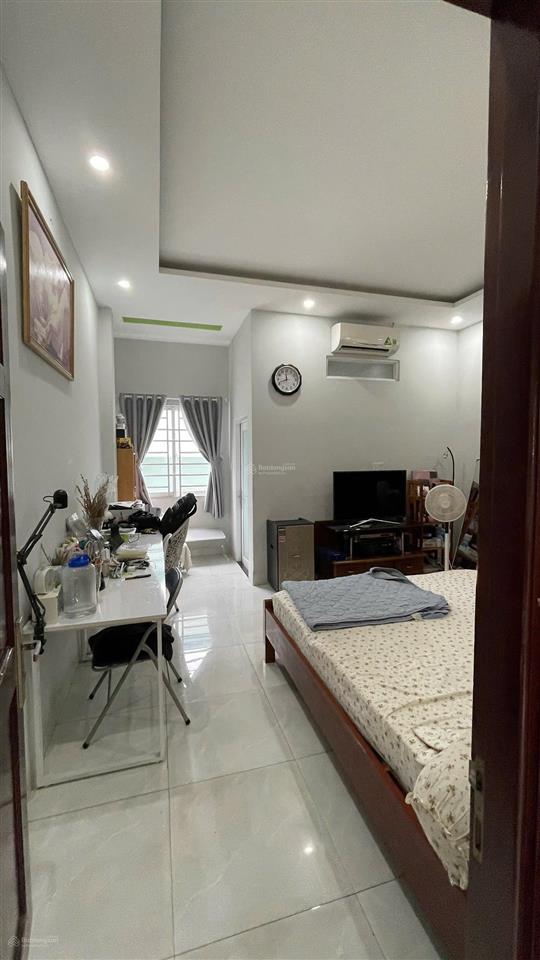 Nhà 2 lầu ngay vincom  cv dương tử giang  trường nguyễn an ninh  trung tâm tp biên hoà . vip