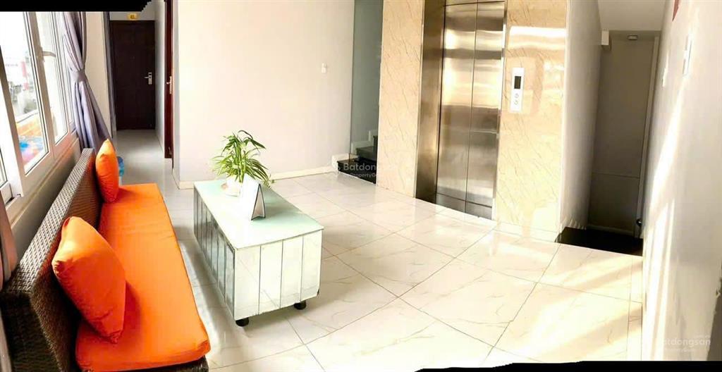 Khách sạn 7 tầng ngay bigc go đồng nai  ngã 4 vũng tàu  kp1 long bình tân  vị trí siêu đẹp