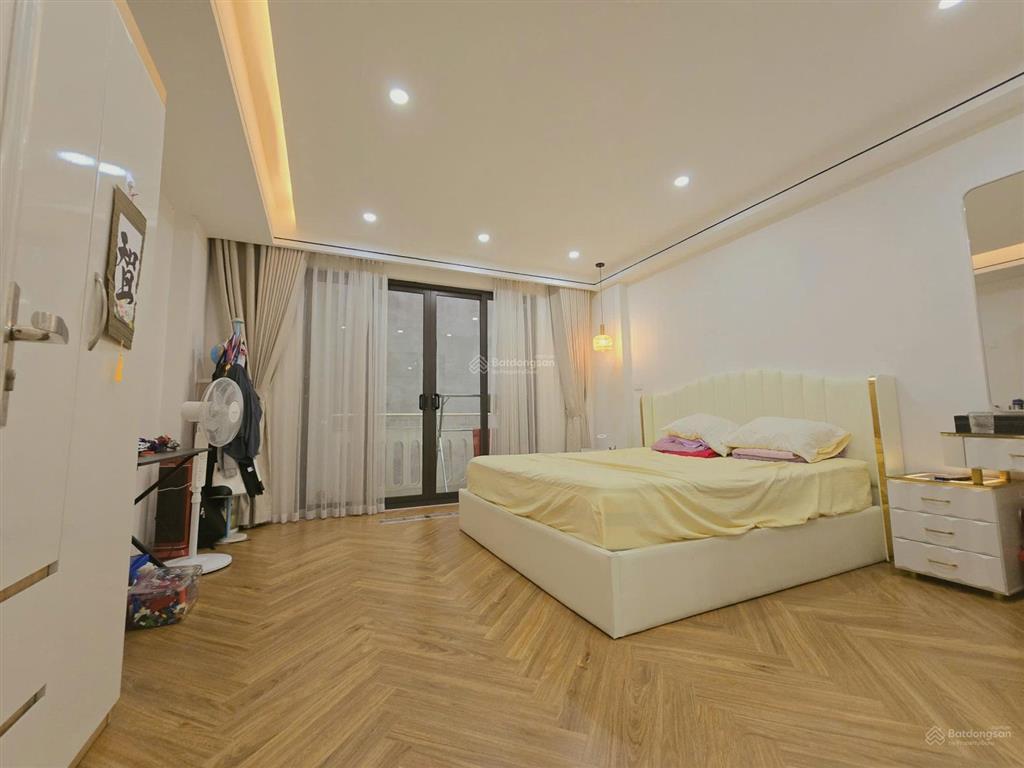 Bán nhà cổ nhuế 2 để lại toàn bộ nội thất đẹp