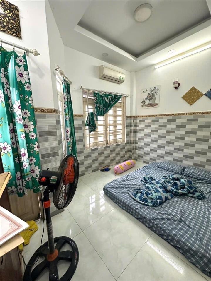 NHÀ ĐẸP ĐƯỜNG TRẦN XUÂN SOẠN P. TÂN HƯNG Q7 - NGANG 4.5M CỰC HIẾM - 4 TẦNG HOÀN CÔNG -