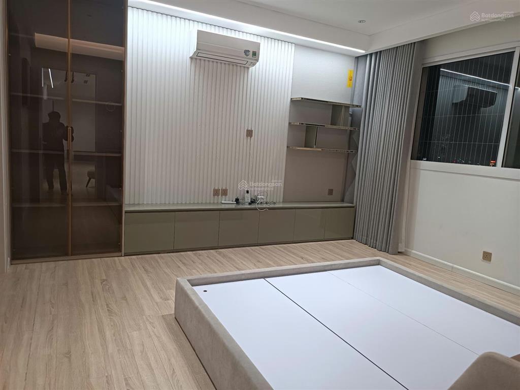 Bán căn hộ chung cư splendora 3pn 128m2, tầng trung, full nội thất
