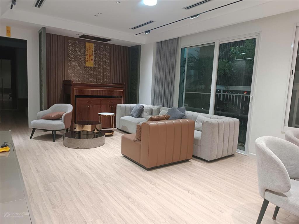 Bán căn hộ chung cư splendora 3pn 128m2, tầng trung, full nội thất