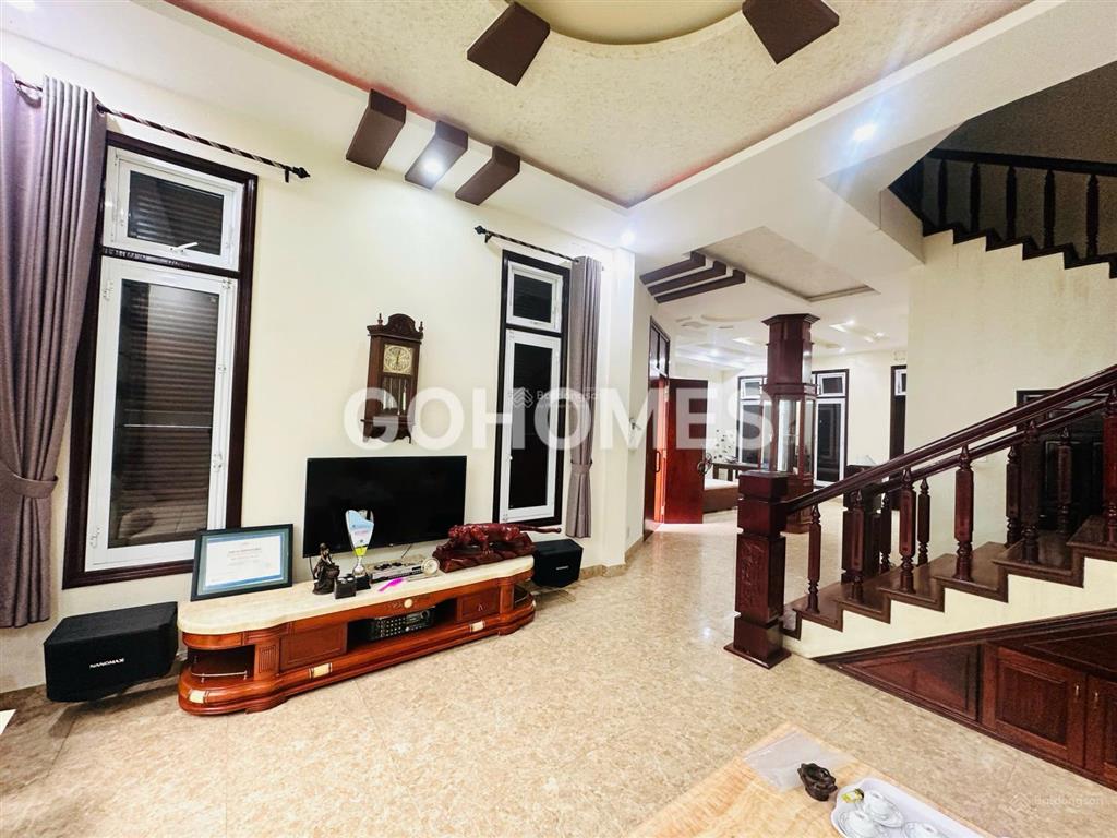 Cho thuê nhà 3 tầng đường an thượng, gần trần bạch đằng, biển mỹ khê