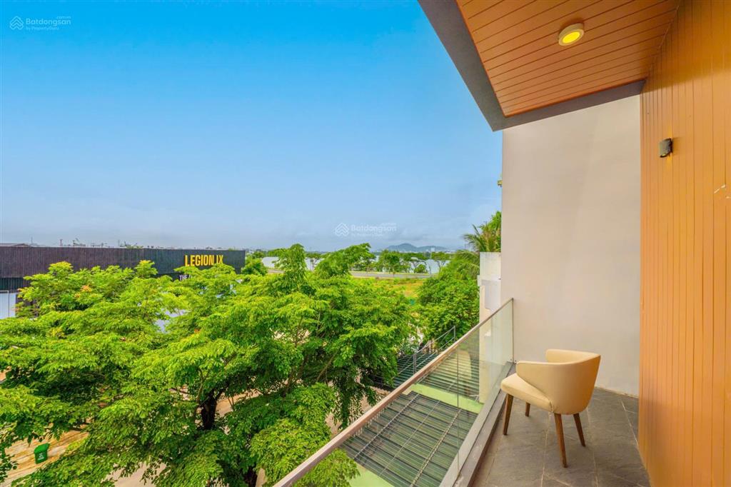 Cho thuê villa 4 tầng có hồ bơi khu nam việt á, ngũ hành sơn, đà nẵng
