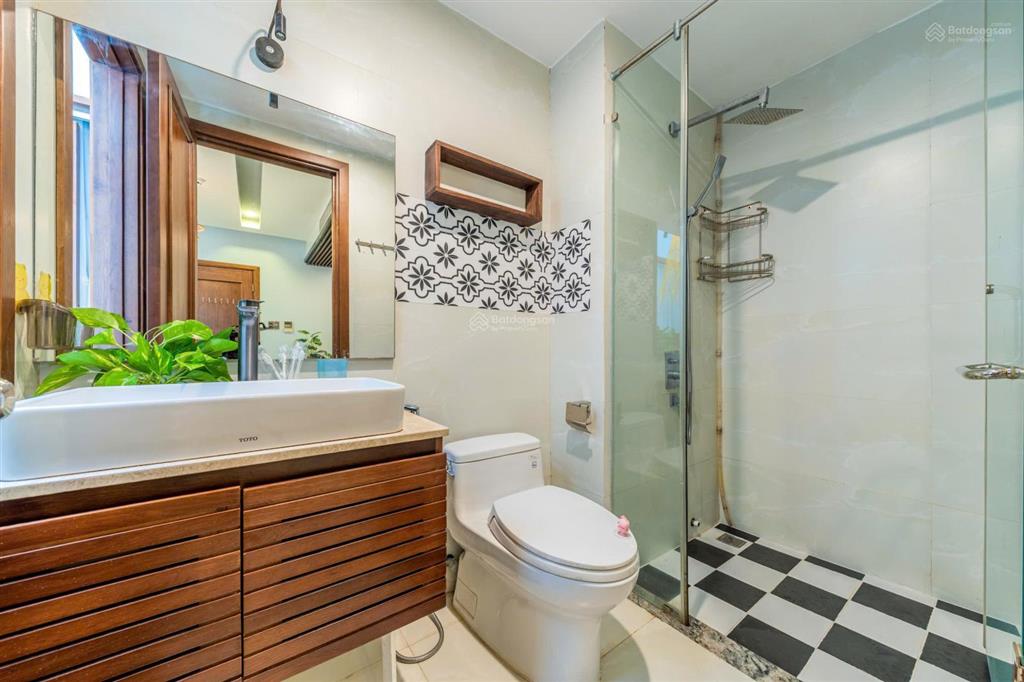 Cho thuê villa 4 tầng có hồ bơi khu nam việt á, ngũ hành sơn, đà nẵng