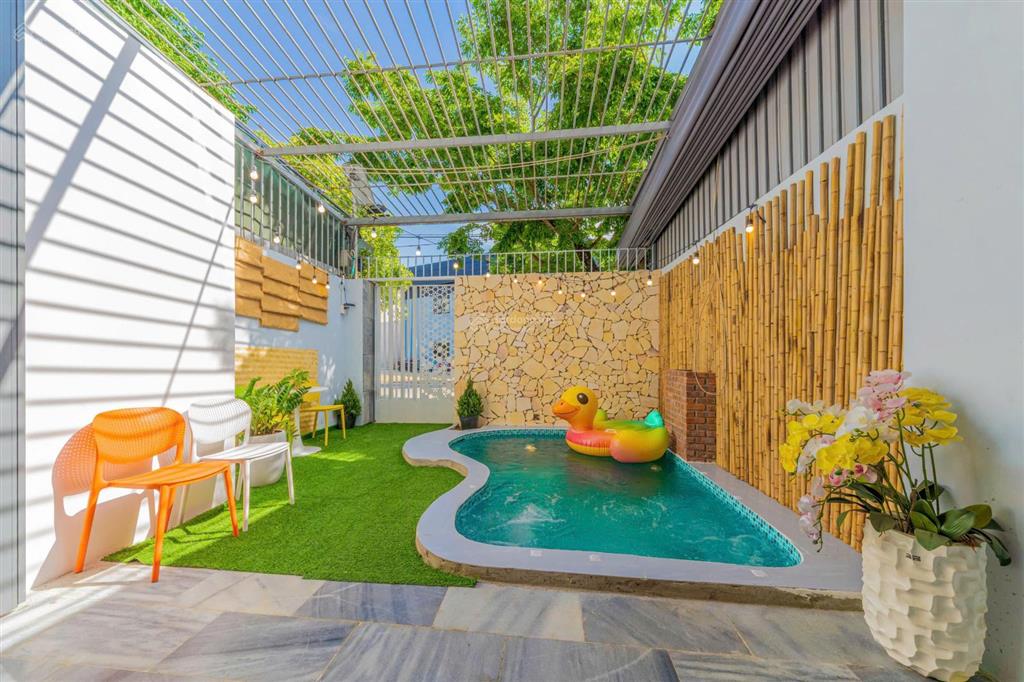 Cho thuê villa 4 tầng có hồ bơi khu nam việt á, ngũ hành sơn, đà nẵng
