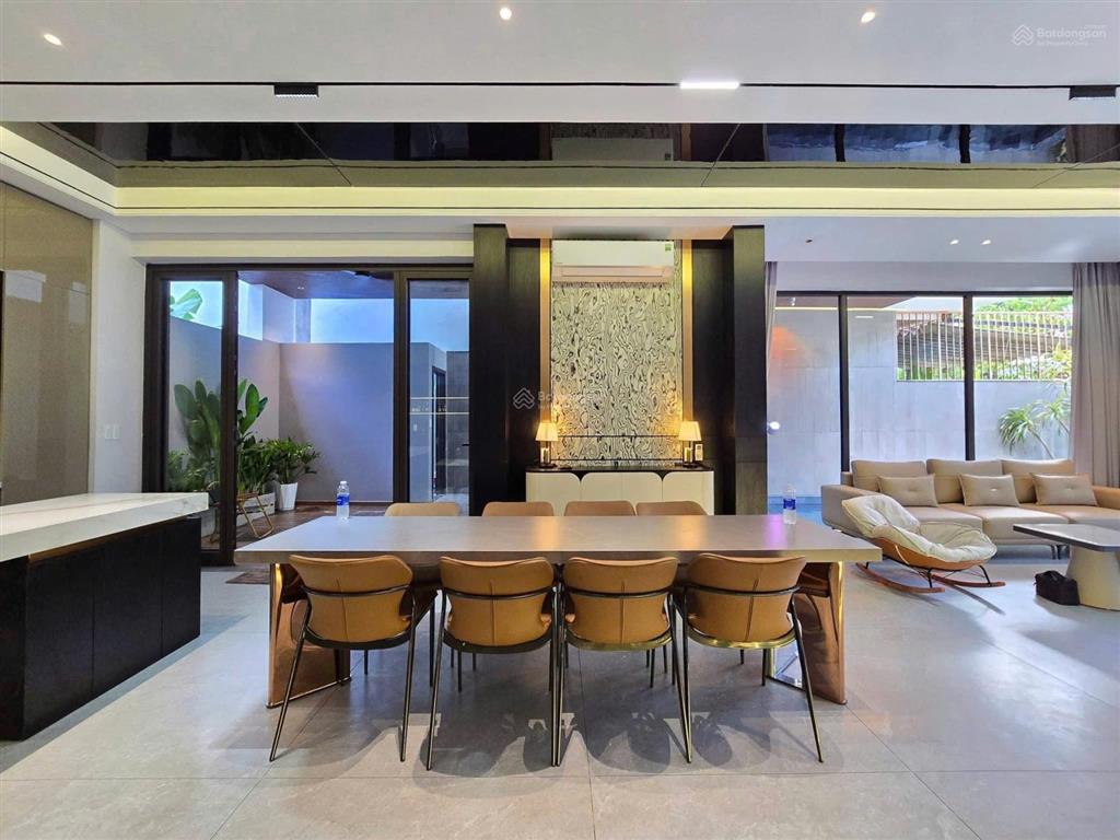 Cho thuê villa cao cấp đường phan bá vành, sơn trà  diện tích 150m² (ngang 10m), 4pn, 5wc,
