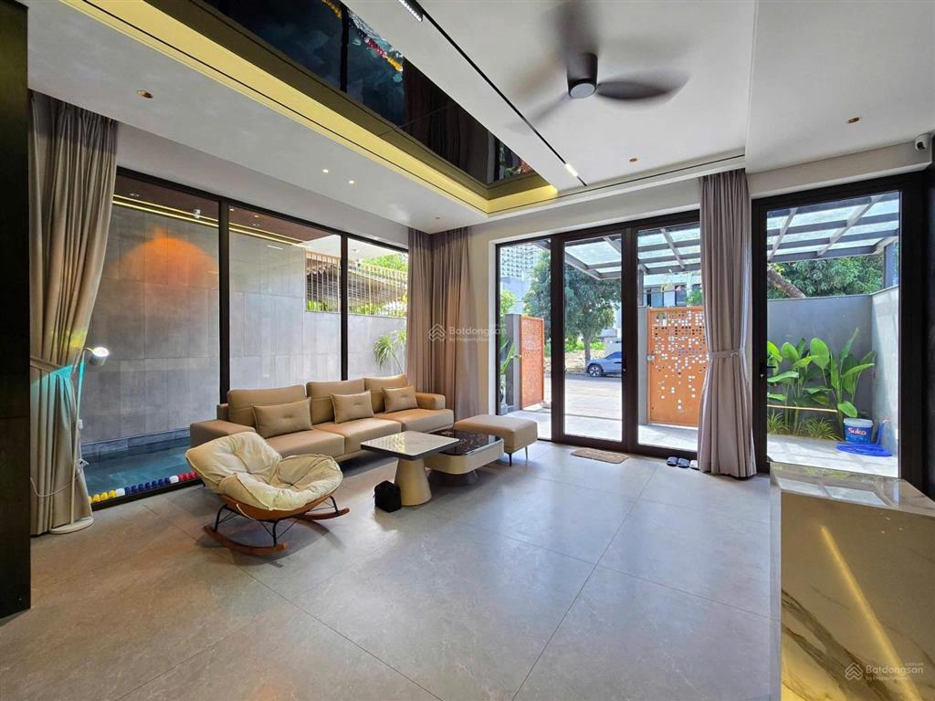 Cho thuê villa cao cấp đường phan bá vành, sơn trà  diện tích 150m² (ngang 10m), 4pn, 5wc,