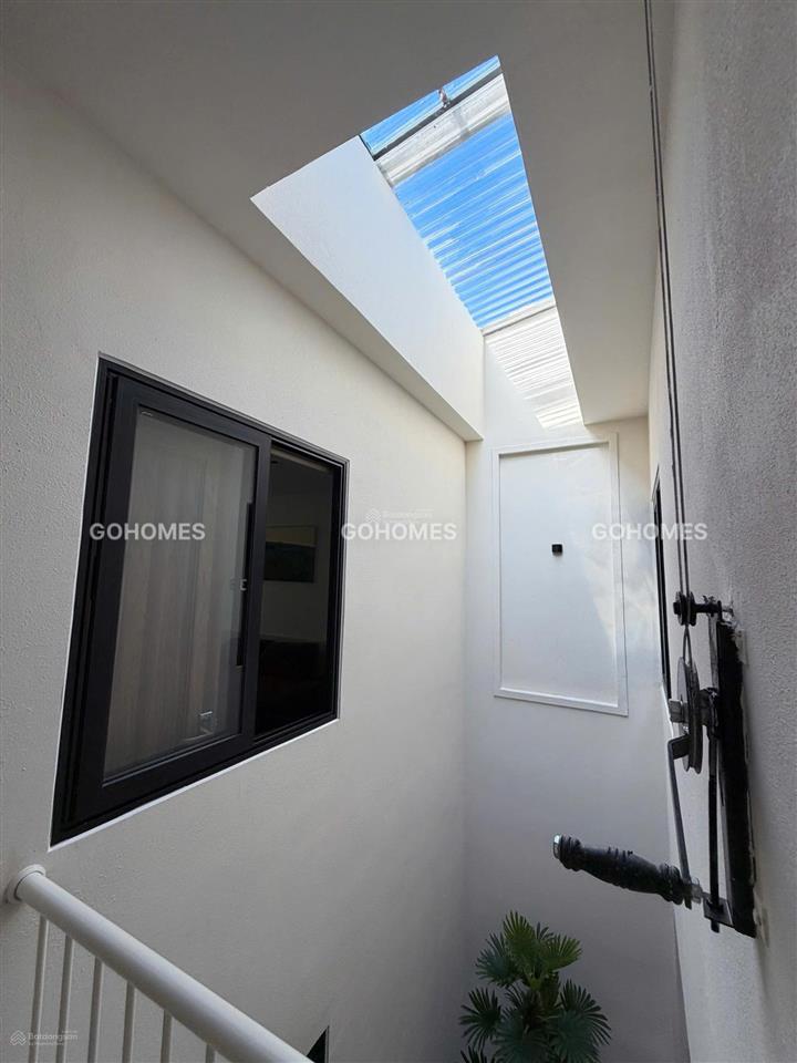 Cho thuê nhà đường thôi hữu, khu đầu tuyến sơn trà, đà nẵng dt 90m2, dtsd 160m2, 2pn, 2wc