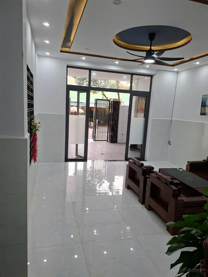 Cho thuê nhà 3 tầng đường hoàng sâm, hòa xuân diện tích 100m2 x 3 tầng,