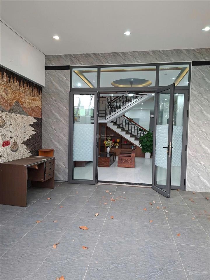 Cho thuê nhà 3 tầng đường hoàng sâm, hòa xuân diện tích 100m2 x 3 tầng,