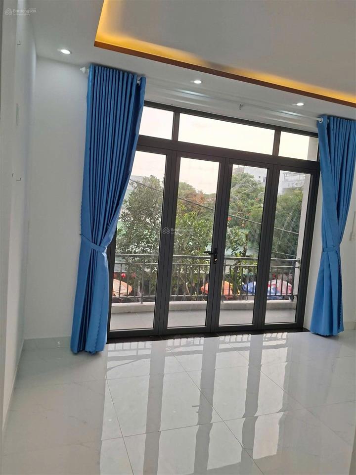 Cho thuê nhà 3 tầng đường hoàng sâm, hòa xuân diện tích 100m2 x 3 tầng,
