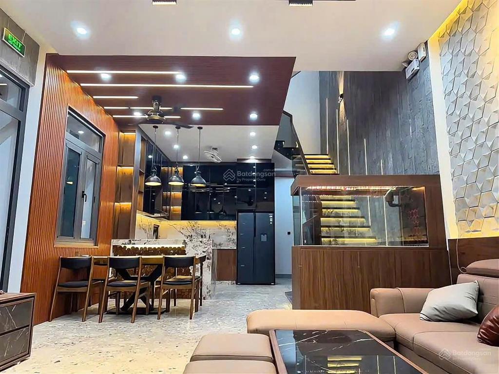Cho thuê nhà 2 mặt tiền 3 tầng đường phạm xuân ẩn, hòa xuân, cẩm lệ