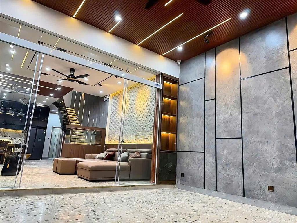 Cho thuê nhà 2 mặt tiền 3 tầng đường phạm xuân ẩn, hòa xuân, cẩm lệ