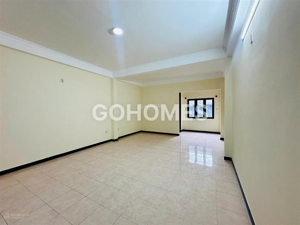 Cho thuê nhà 3 tầng mặt tiền đường trịnh đình thảo, cẩm lệ, đà nẵng