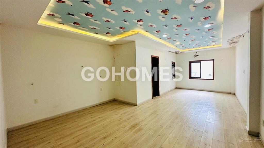 Cho thuê tòa nhà 6 tầng đường phan châu trinh, hải châu, đà nẵng dt 141.5m2, tổng dtsd 733.3m2