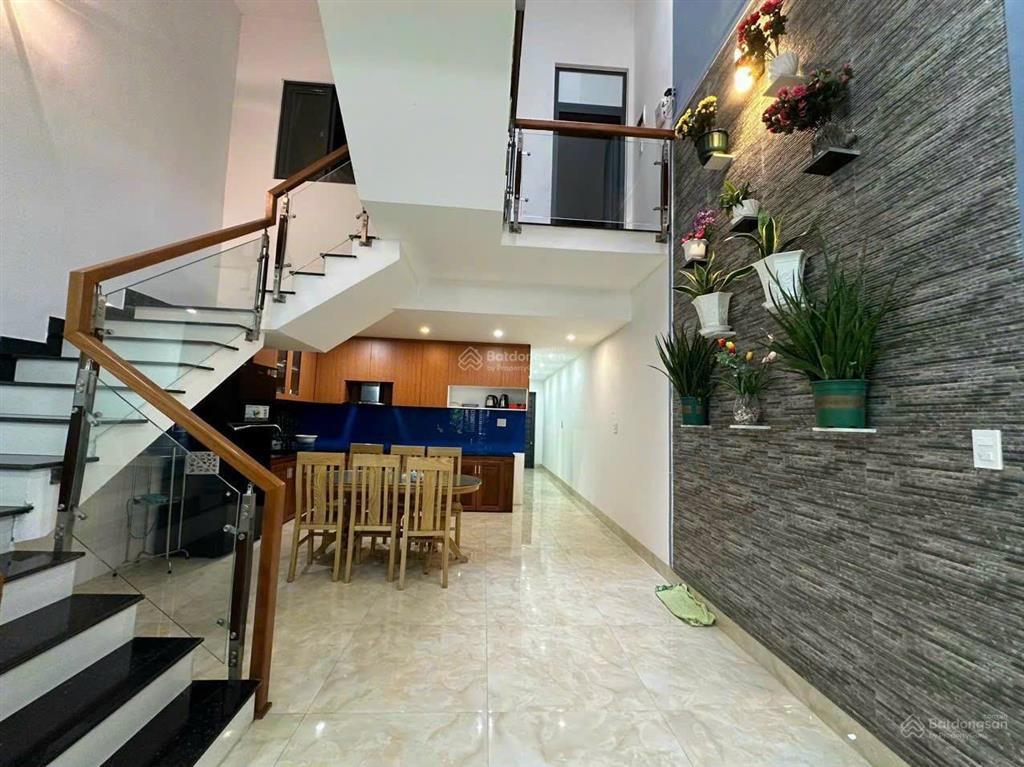 Cho thuê nhà 2 tầng mặt tiền thanh lương, hoà xuân  diện tích 100m²  2 tầng