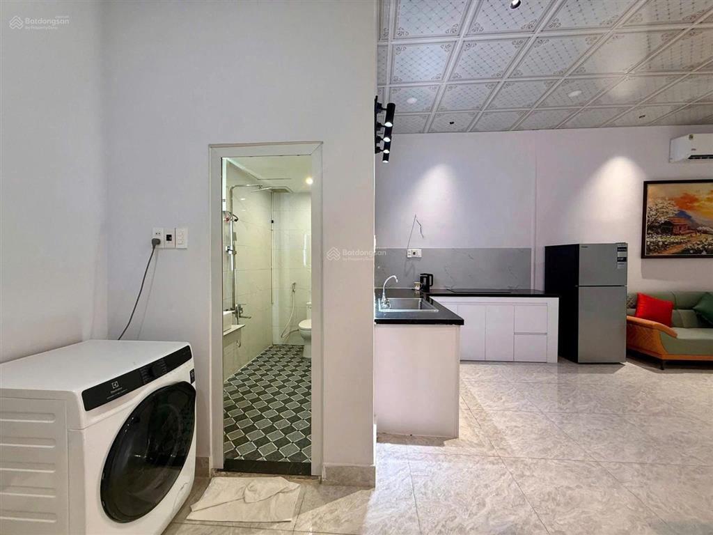 Cho thuê nhà nguyên căn 2pn đường hồ sĩ phấn, sơn trà  diện tích đất 118m²,