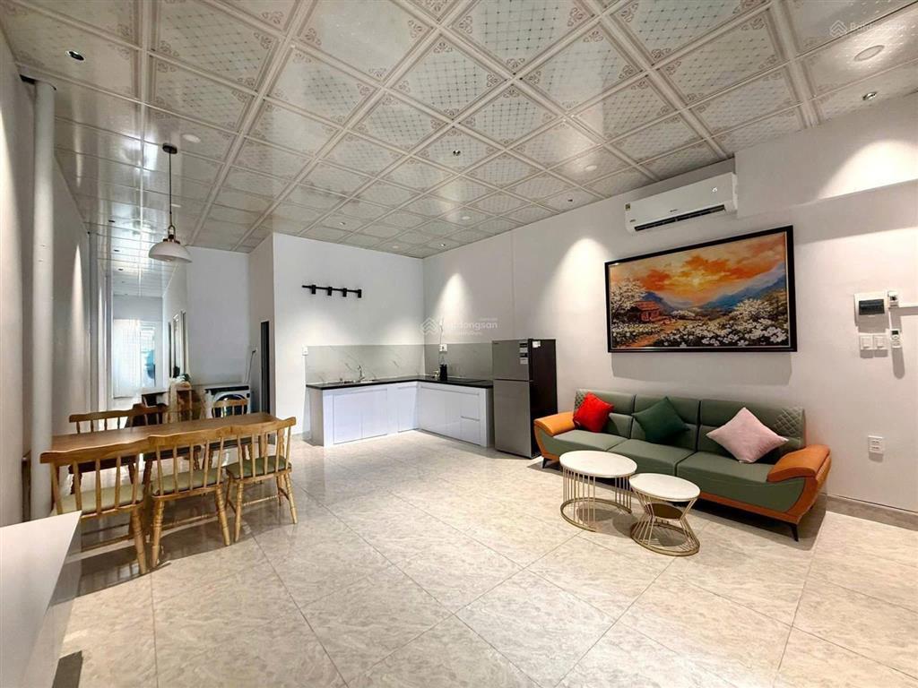 Cho thuê nhà nguyên căn 2pn đường hồ sĩ phấn, sơn trà  diện tích đất 118m²,