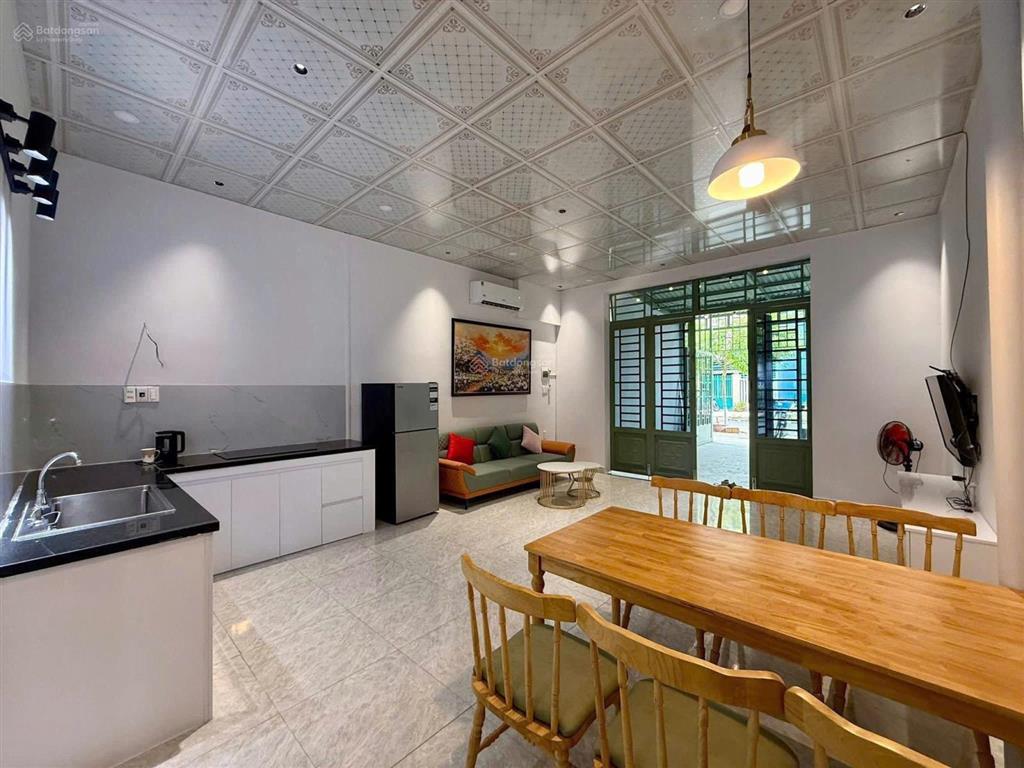 Cho thuê nhà nguyên căn 2pn đường hồ sĩ phấn, sơn trà  diện tích đất 118m²,