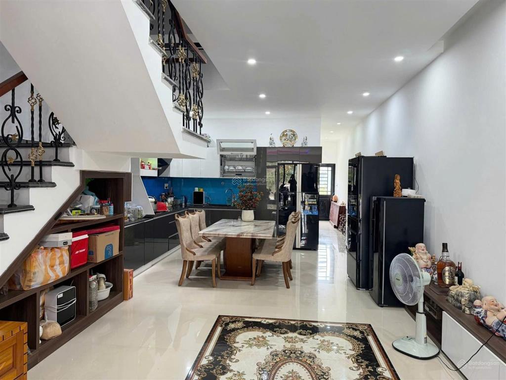 Cho thuê nhà 4 tầng đường 10,5m trương quang được, nam hòa xuân 4 tầng, 5pn master