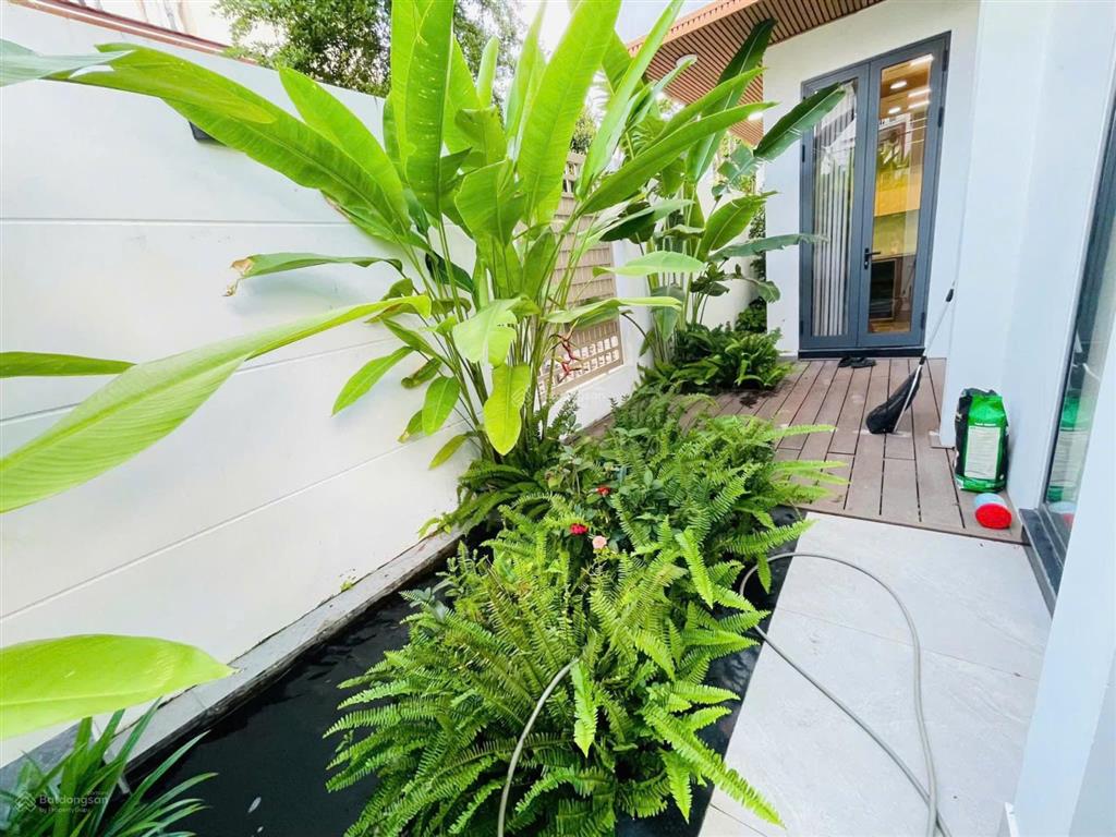 Cho thuê villa 2 mặt tiền nguyễn sơn, hải châu  diện tích sử dụng gần 300m²  villa 3 tầng