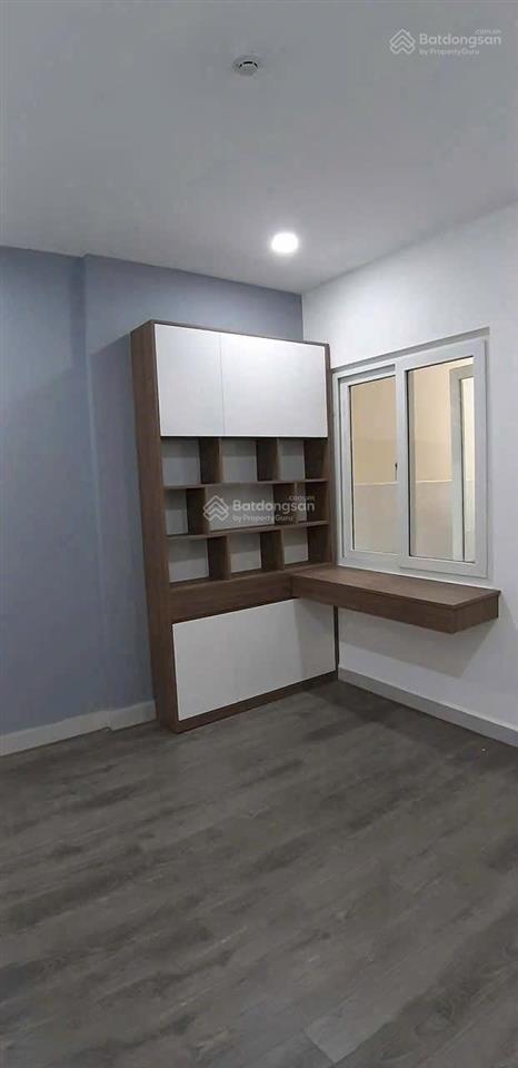 Bán căn 2pn  72m2 lô c cc bộ công an suất nội bộ nhà đã có sổ và đủ điều kiện sang tên giá 4tỷ5