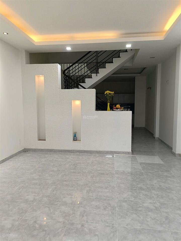 Cho thuê nhà mặt tiền đường số 3 an khánh, q2 ngay chợ đo đạc gần cc bộ công an