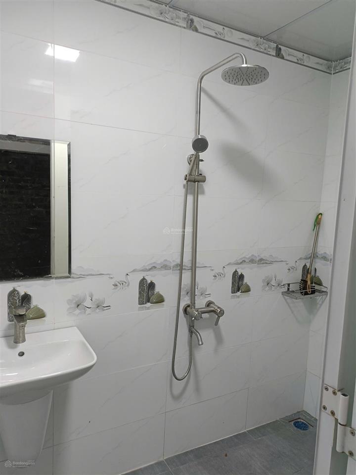 Cho thuê nhà mặt tiền đường số 3 an khánh, q2 ngay chợ đo đạc gần cc bộ công an