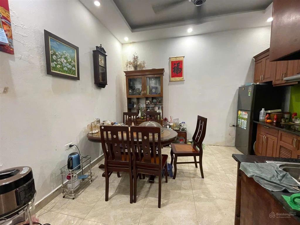 Cho thuê nhà riêng tại phạm tuấn tài, 15 triệu, 45m2, 1pk, 5pn, 3wc