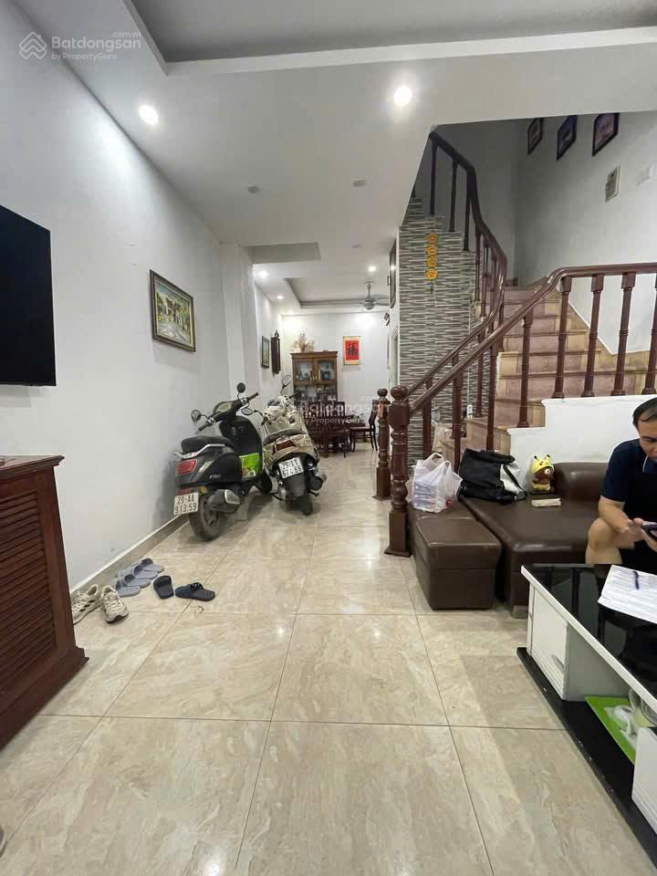 Cho thuê nhà riêng tại phạm tuấn tài, 15 triệu, 45m2, 1pk, 5pn, 3wc